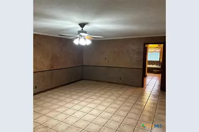 383 Fm 766, Cuero, TX 77954 - Photo 16