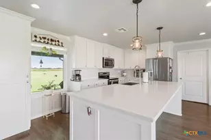 17179 Cyclone Rd, Burlington, TX 76519 - Photo 16