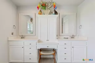 17179 Cyclone Rd, Burlington, TX 76519 - Photo 18