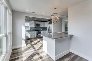 238 Ledgeview Dr, Canyon Lake, TX 78133 - Photo 6