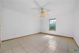 14053 Huber Rd, Seguin, TX 78155 - Photo 22