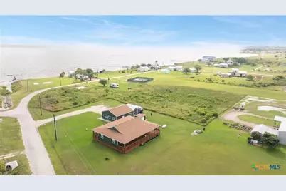40 Waterfront Alley, Port Lavaca, TX 77979 - Photo 12