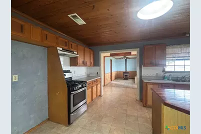 1720 County Road 276, Bertram, TX 78605 - Photo 24