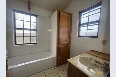 1720 County Road 276, Bertram, TX 78605 - Photo 26