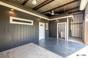 304 E 9th St, Nordheim, TX 78141 - Photo 2