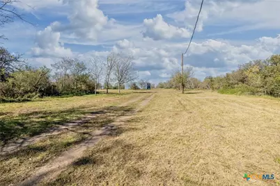 304 E 9th Street, Nordheim, TX 78141 - Photo 36