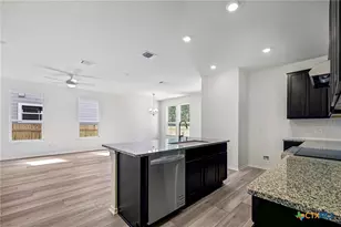 715 Ryan St, Belton, TX 76513 - Photo 10