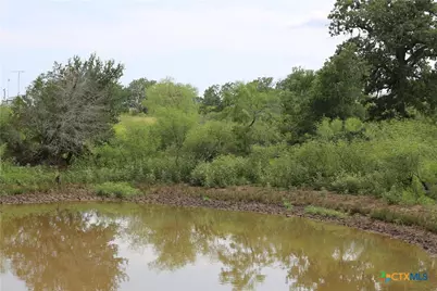 974 Cr 451, Waelder, TX 78959 - Photo 2
