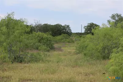 974 Cr 451, Waelder, TX 78959 - Photo 4