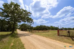 2901 Mule Creek Rd, Harwood, TX 78632 - Photo 2