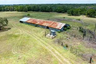 2901 Mule Creek Rd, Harwood, TX 78632 - Photo 16