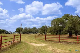 2901 Mule Creek Rd, Harwood, TX 78632 - Photo 4