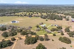 6072 Co Rd 122, Hallettsville, TX 77964 - Photo 2