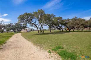 6072 Co Rd 122, Hallettsville, TX 77964 - Photo 10