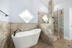 2660 Cowgirl Trl, Belton, TX 76513 - Photo 22