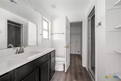 1617 E Miller St, Belton, TX 76513 - Photo 8