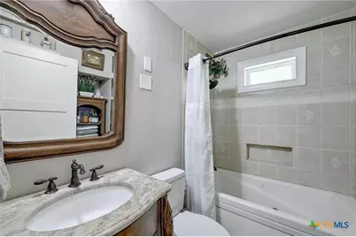 120 Buena Vista, Blanco, TX 78606 - Photo 16