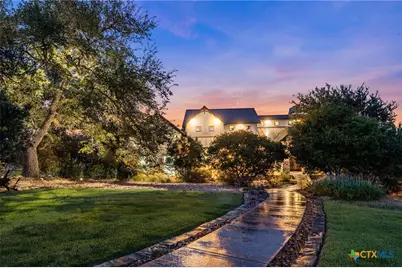 1606 Bordeaux Blanc, New Braunfels, TX 78132 - Photo 4