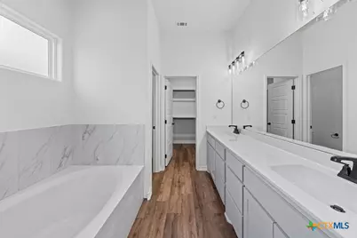 220 Creek Plum Lane, Temple, TX 76502 - Photo 8