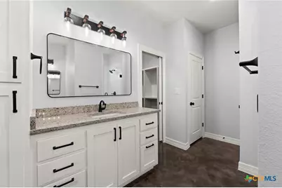1617 Badger Lane, Lampasas, TX 76550 - Photo 6