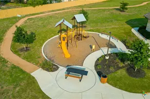 304 Dakota Crk, New Braunfels, TX 78130 - Photo 34