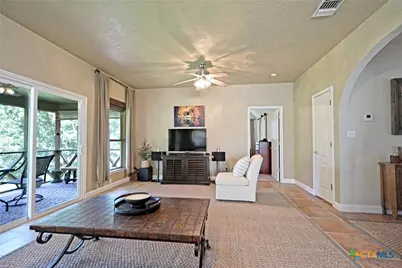 325 Fair Lane, New Braunfels, TX 78130 - Photo 8