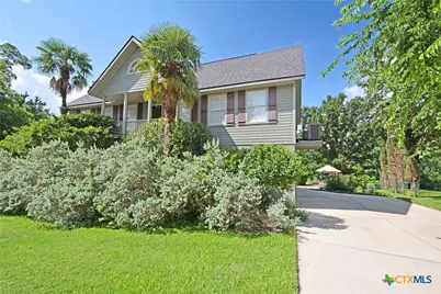 325 Fair Lane, New Braunfels, TX 78130 - Photo 2