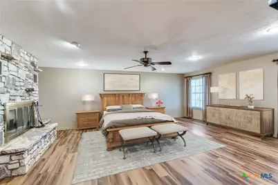 10745 Rosemar Lane, Adkins, TX 78101 - Photo 14