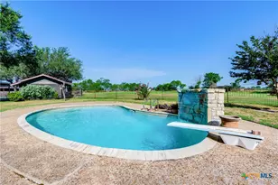 10745 Rosemar Ln, Adkins, TX 78101 - Photo 22