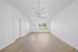 1122 College Ave, Troy, TX 76579 - Photo 6