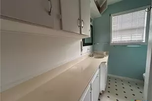 614 Apollo Dr, Edna, TX 77957 - Photo 34