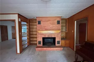 614 Apollo Dr, Edna, TX 77957 - Photo 10