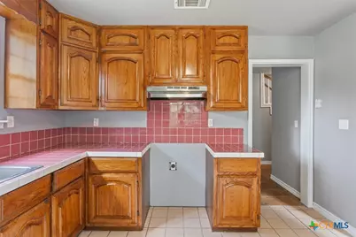 808 N 10th Street, Temple, TX 76501 - Photo 14