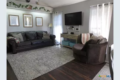 310 Rattan Drive, Victoria, TX 77901 - Photo 8