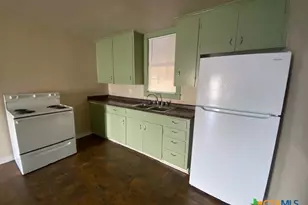 613 5 S Laurel Ave, Luling, TX 78648 - Photo 6