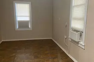 613 5 S Laurel Ave, Luling, TX 78648 - Photo 4