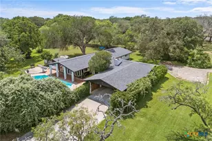 1223 N Sarah Dewitt Dr, Gonzales, TX 78629 - Photo 44