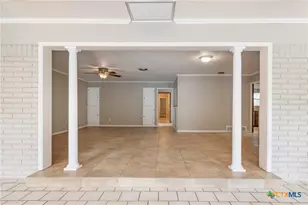 1223 N Sarah Dewitt Dr, Gonzales, TX 78629 - Photo 22