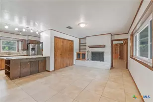 1223 N Sarah Dewitt Dr, Gonzales, TX 78629 - Photo 10