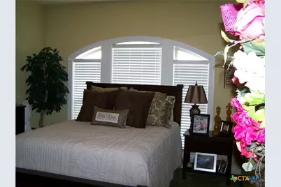 101 Laurel Oak Circle, Cuero, TX 77954 - Photo 16