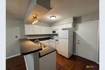 2112 E Airline Road, Victoria, TX 77901 - Photo 8