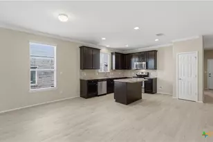 860 Highland Vista, New Braunfels, TX 78130 - Photo 10