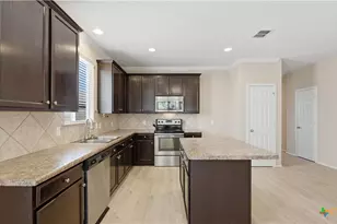 860 Highland Vista, New Braunfels, TX 78130 - Photo 6