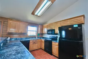 2725 Old Lehmann Rd, Kingsbury, TX 78638 - Photo 12