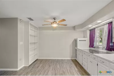 308 Woodway Drive, Victoria, TX 77904 - Photo 18