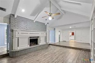 308 Woodway Dr, Victoria, TX 77904 - Photo 6