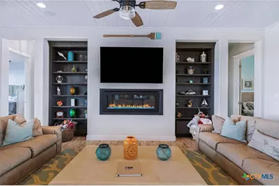 2719 Stella, Port O'Connor, TX 77982 - Photo 2