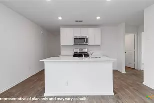 332 Cottonmouth Ln, Seguin, TX 78155 - Photo 4