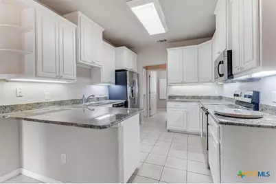 416 Highland Drive, Marble Falls, TX 78654 - Photo 4