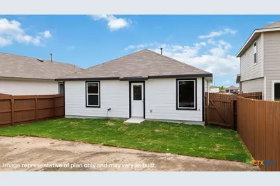 1013 Seedling Lane, Seguin, TX 78155 - Photo 30